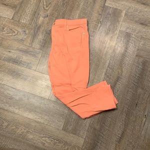 salmon GAP jeans